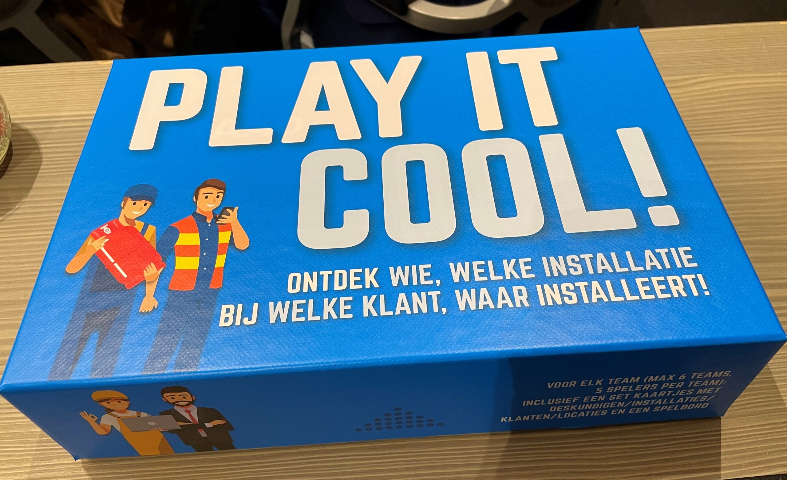 Play It COOL! spel